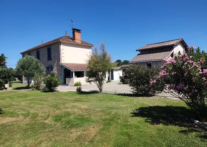 Les Bibasses Bed & Breakfast Aillas