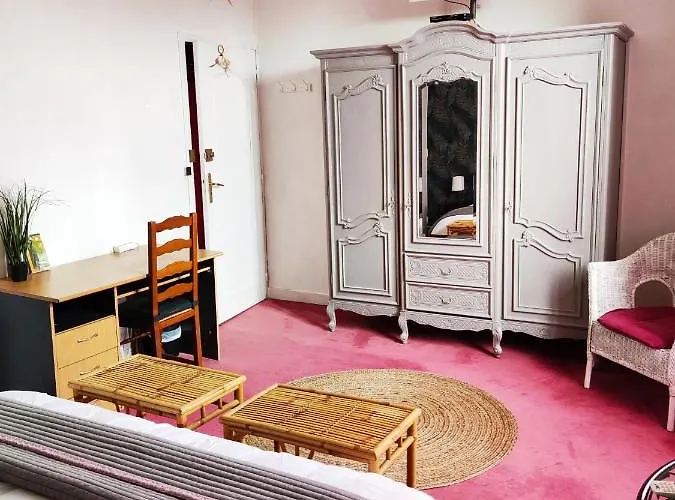 Bed & Breakfast Les Bibasses 3*